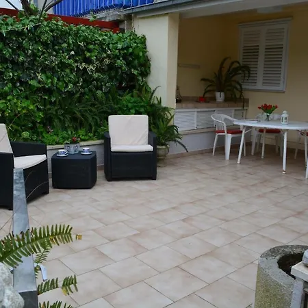 Appartement With Parking Space - 11594