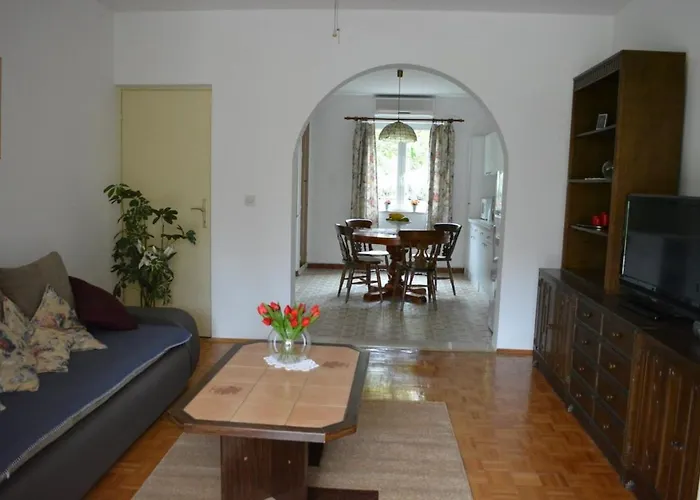 With Parking Space - 11594 Appartamento