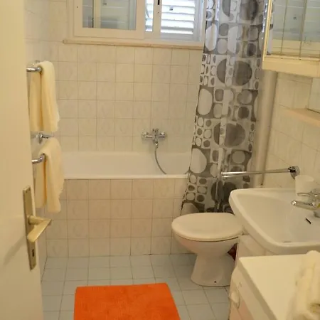 With Parking Space - 11594 公寓