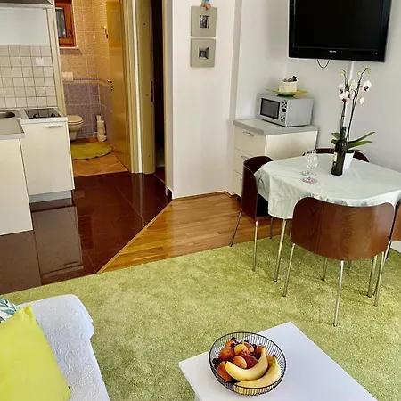 Apartment With A Parking Space - 24058 Korcula Town